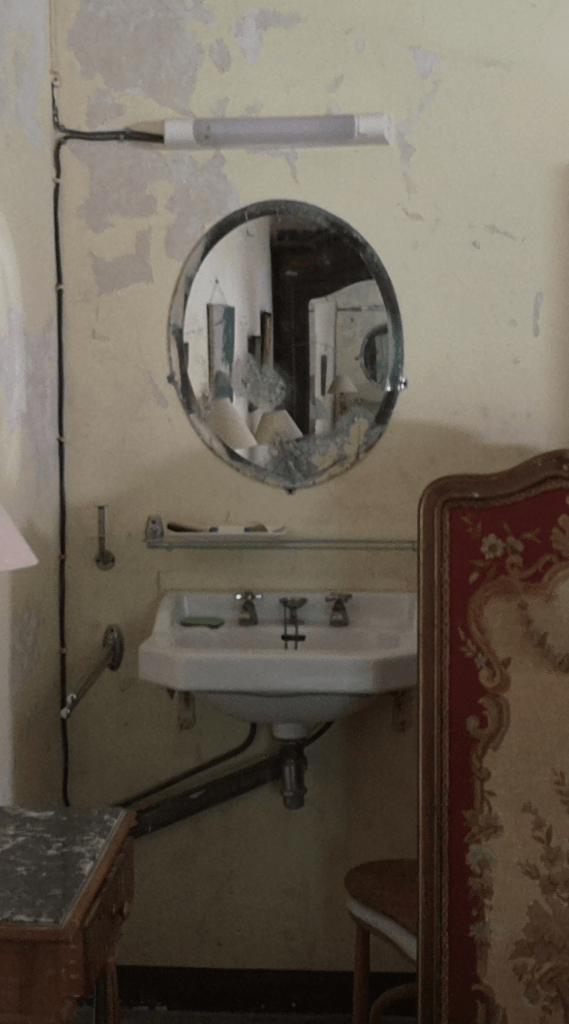 Projet chambre blanche coin beauté